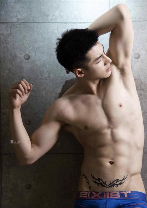 VIRILE-No.02-ebook--bts-video